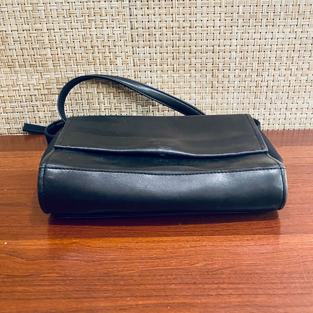 VTG 1990s Nine West Black Leather Shoulder Bag with Credit Card/ID Holders - Picture 14 of 14